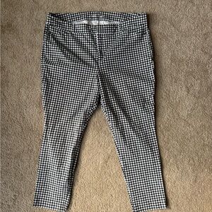 Old Navy Black and White Plaid Pixie Pants